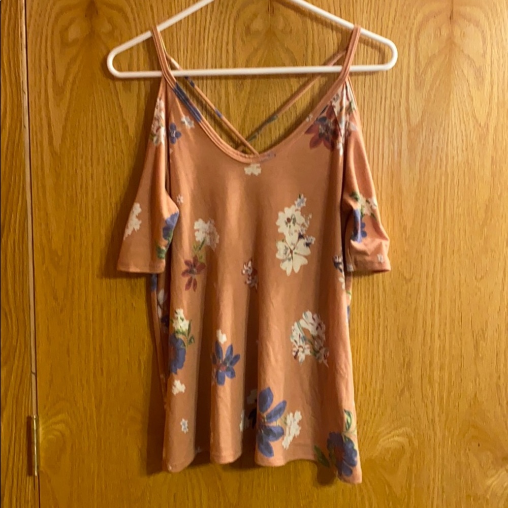 Cold shoulder top